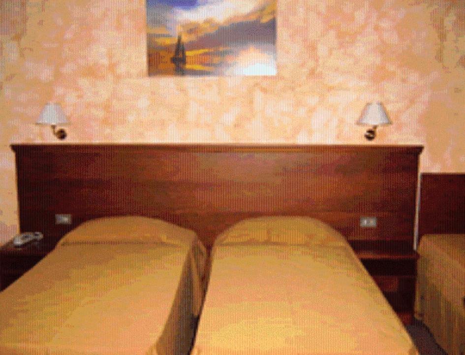 Ostiglia Hostiliae Ciminiera Hotel חדר תמונה